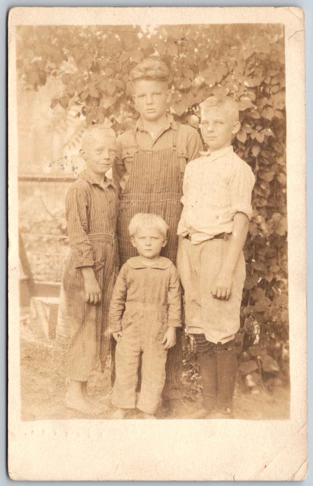 RPPC 1922 Boys Group Photo Chicago Illinois Bare Feet Rare ANTIQUE Postcard 8959