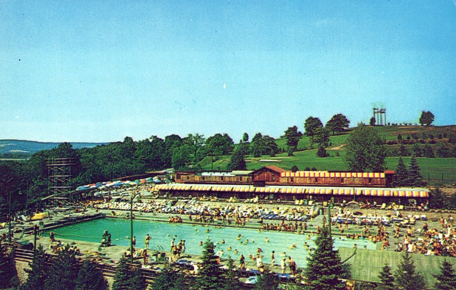 Grossinger New York Grossinger\'s Outdoor Pool and Cabanas Postcard