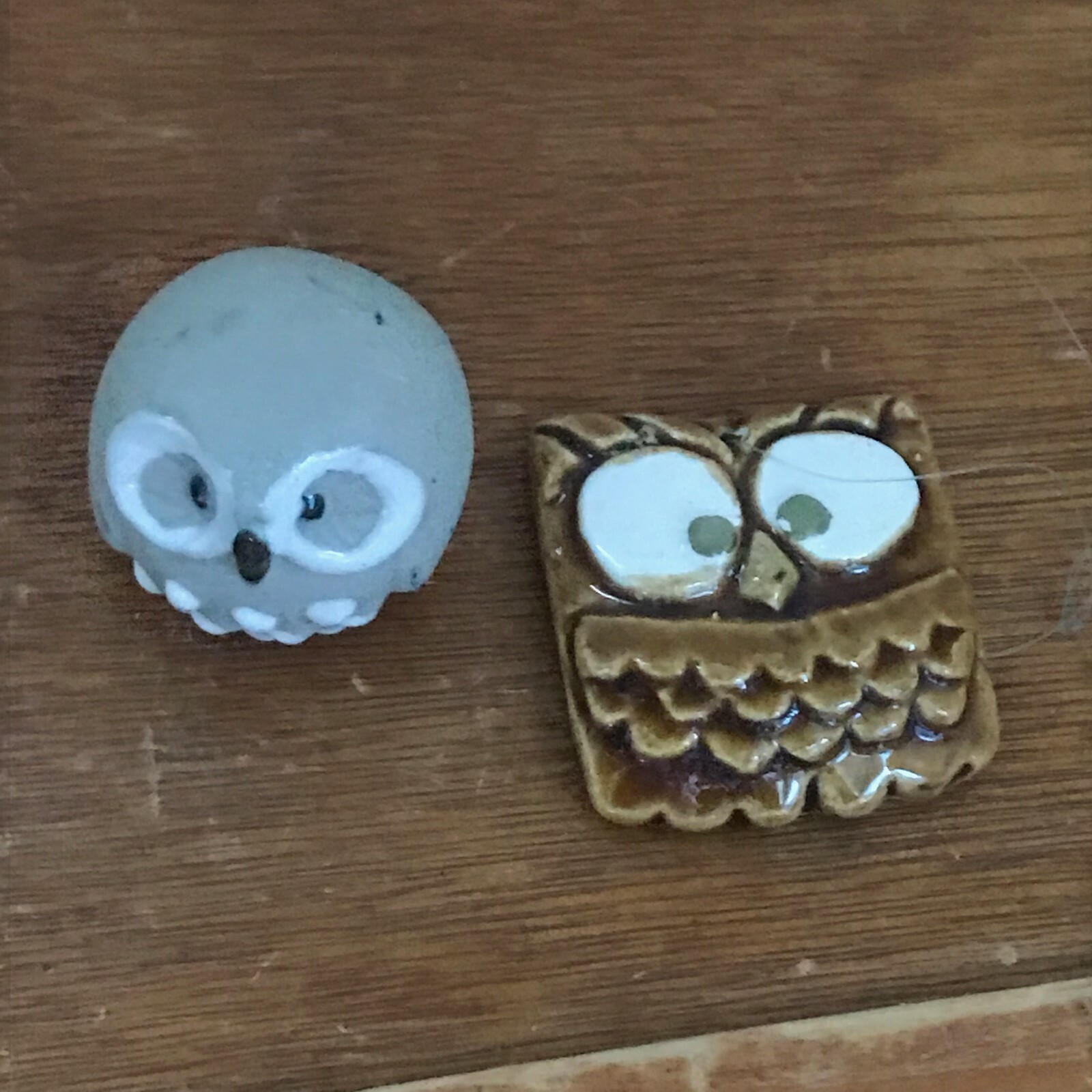 Lot of 2 Small Mini Tan & White Ceramic OWL Figurine & Brown Glazed Pottery Orna