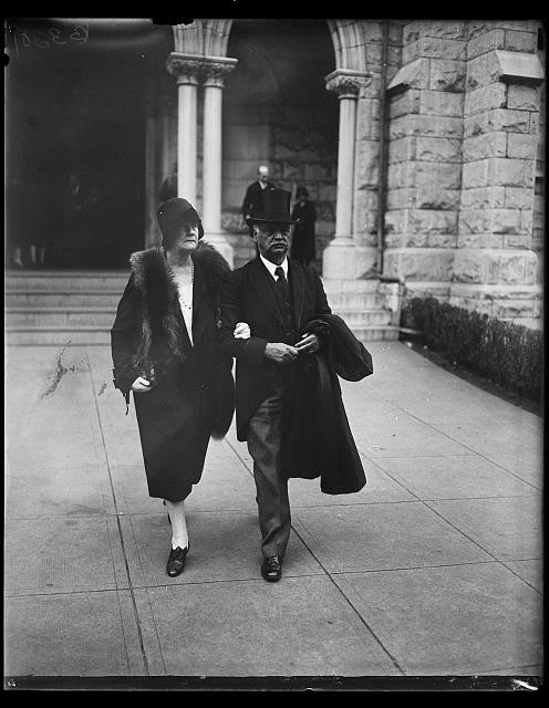 Photo:Charles Curtis Wife 1929 Capitol Building Couple Walking