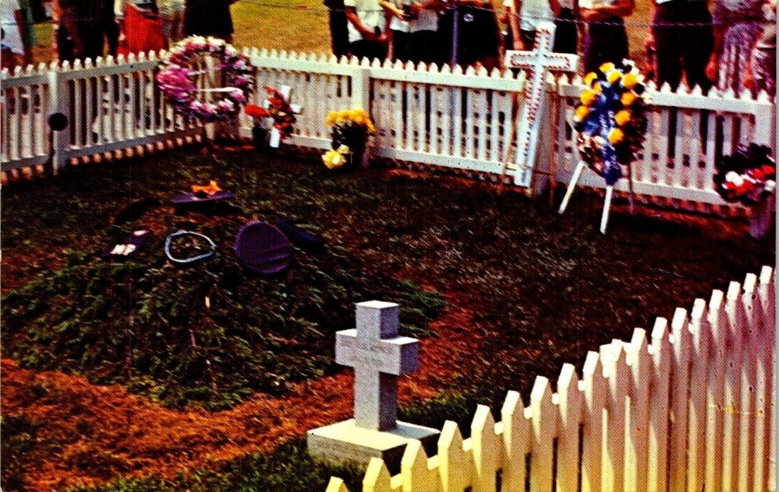 Grave of John F. Kennedy Arlington National Cemetery Virginia Postcard