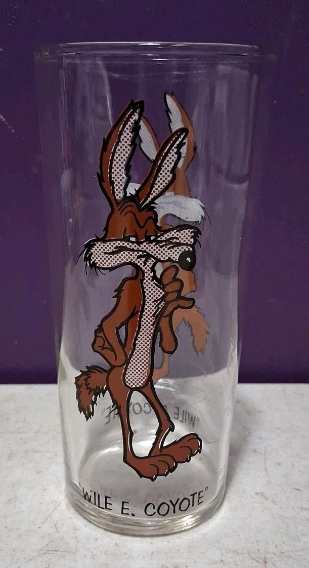 1973 Vtg. Looney Tunes Wile E. Coyote Pepsi Collector Series Glass Warner Bros