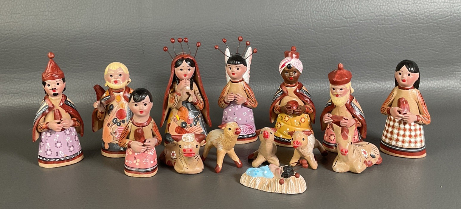 Vintage Mexican Folk Art Nativity Set 14 Pc Hand Painted Clay Multicolori