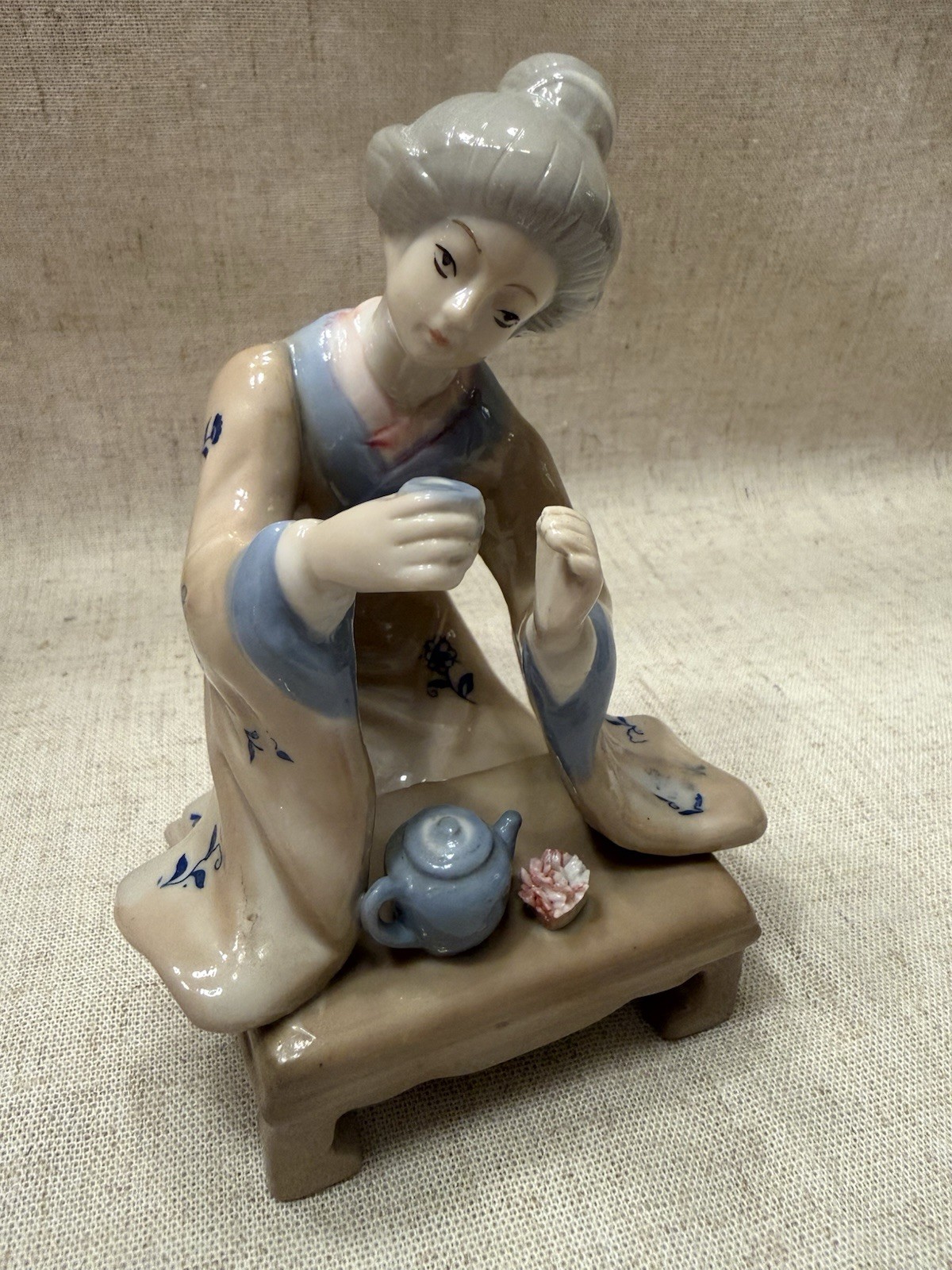 Vintage Lenwile Ardalt Geisha Tea Ceremony Porcelain Figurine Taiwan 5.75” Vintage Lenwile Ardalt Geisha Tea Ceremony Porcelain Figurine Taiwan 5.75”
