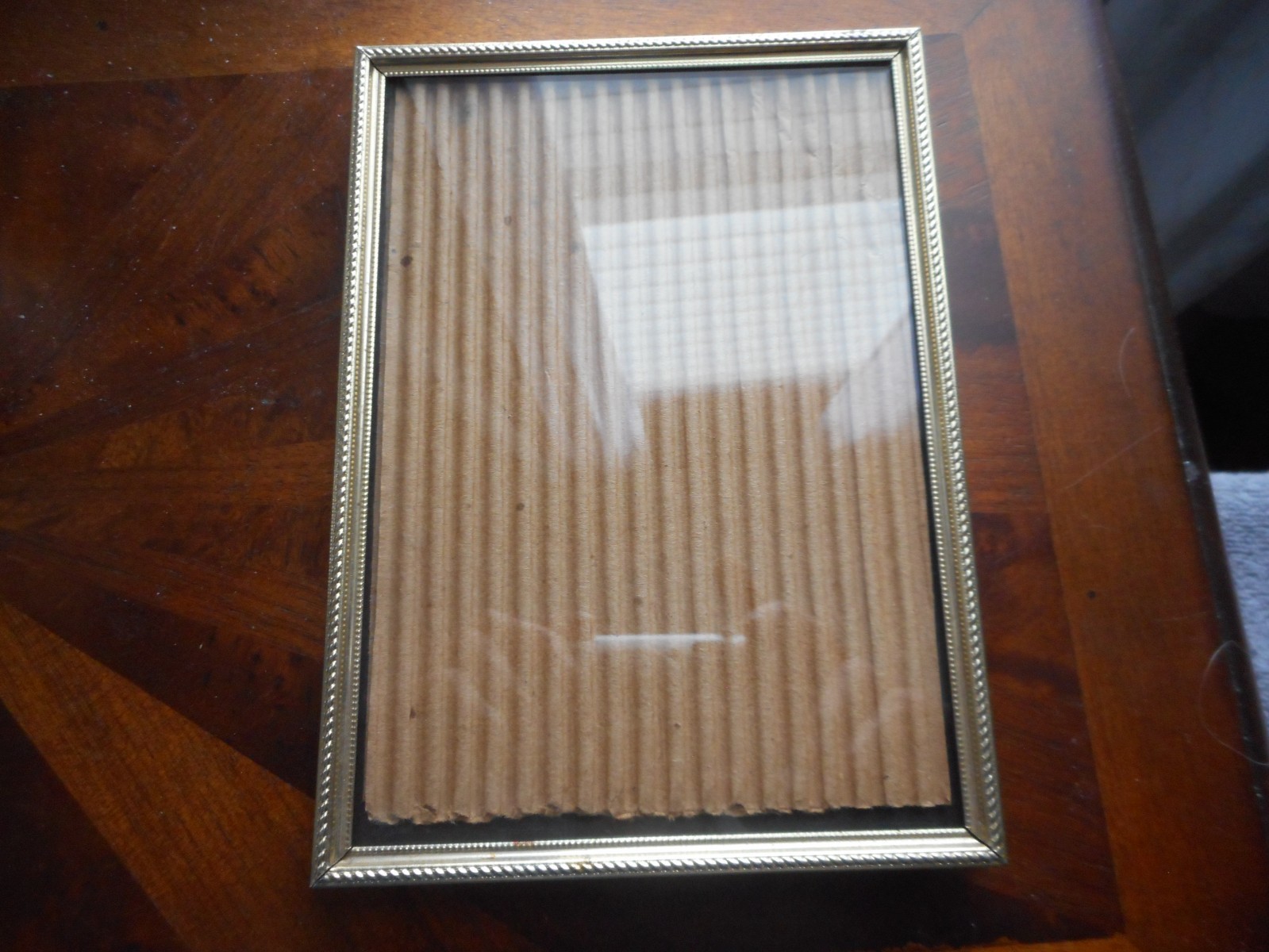 Vintage 5x7 Gold Tone Brass Picture Frame