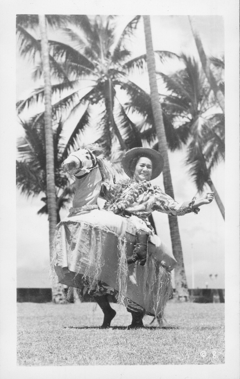 1930s\'-40s  Hilo Hattie Clara Inter & Horse Kiele  Hawaii  Photo Kodak Hula Show