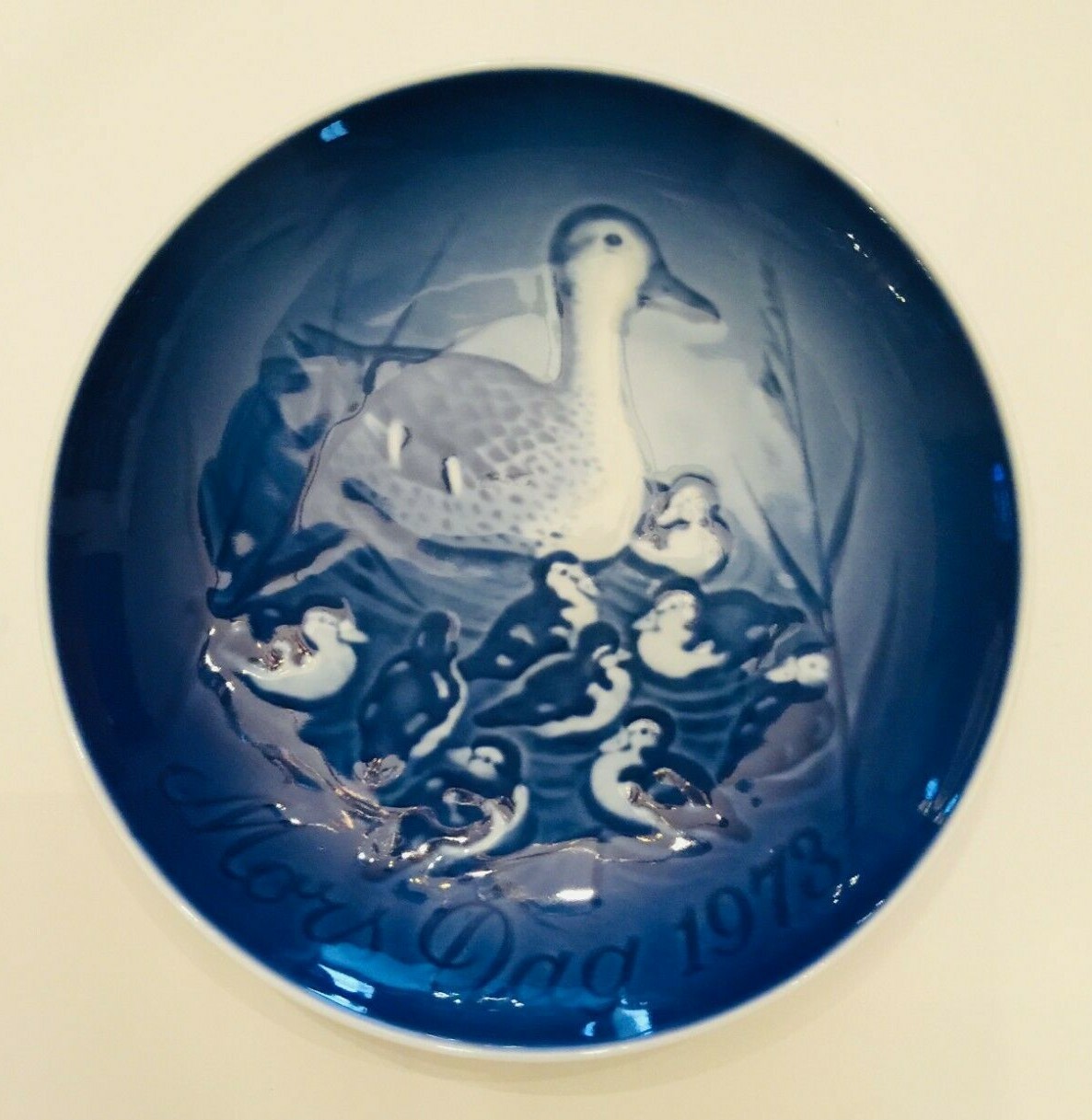 Bing & Grondahl Mother\'s Day 1973 Collector Plate Mother Duck & Ducklings