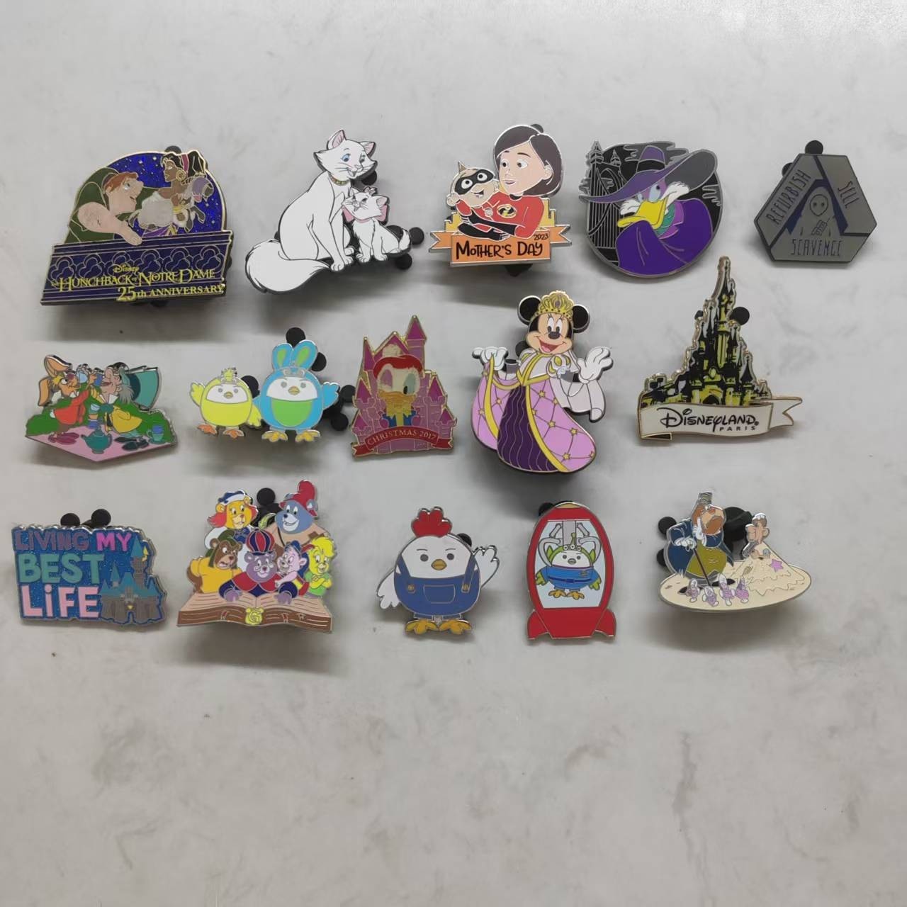 15-Piece Disney Trading Pins Set