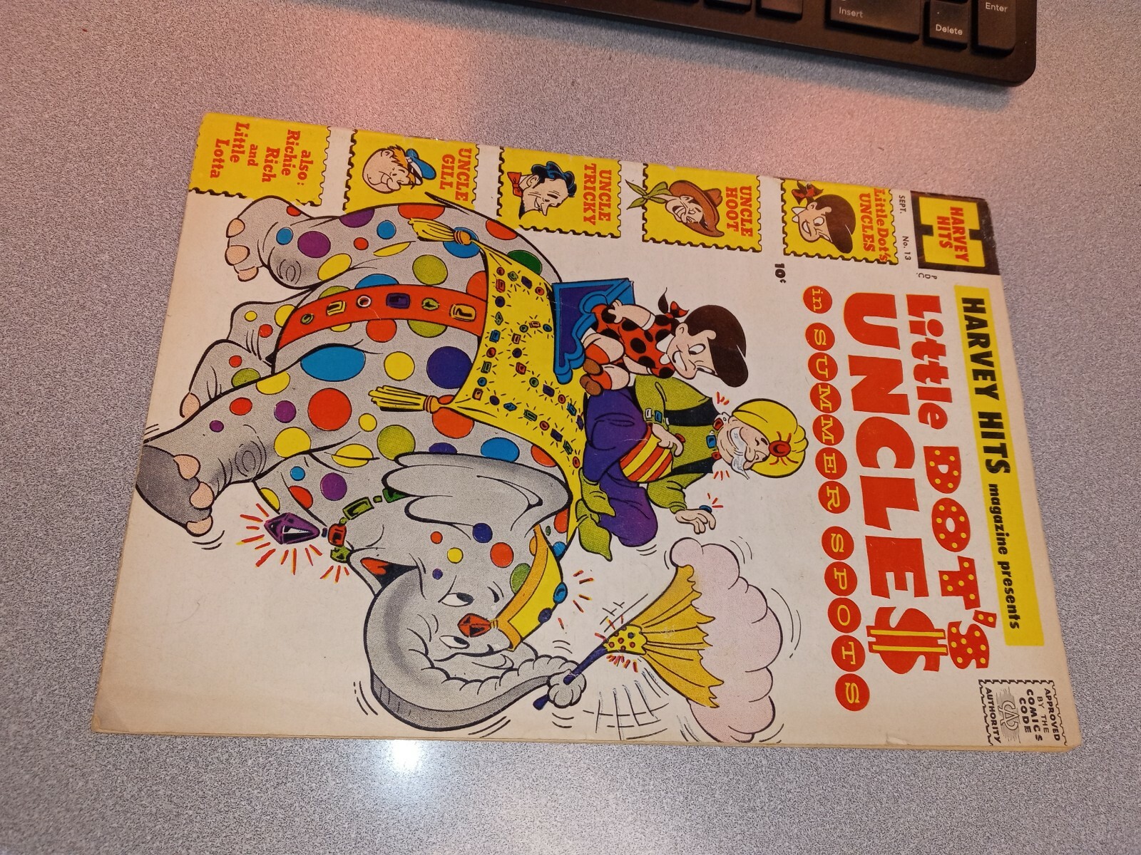 HARVEY HITS LITTLE DOTS UNCLES SUMMER SPOTS 13 EARLY RICHIE RICH 1962 silver age HARVEY HITS LITTLE DOTS UNCLES SUMMER SPOTS 13 EARLY RICHIE RICH 1962 silver age