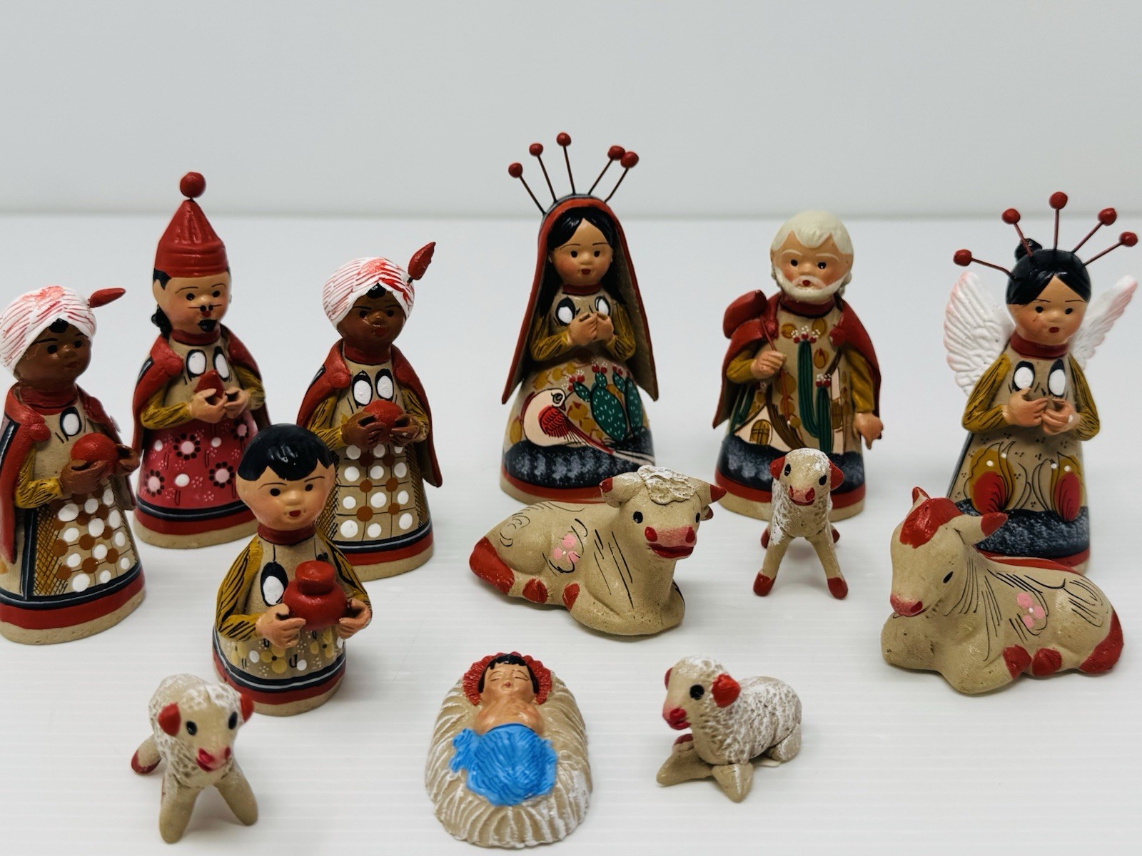 VTG  Mexican Hand Painted Folk Art Clay Pottery Nativity Christmas Set Lot 13