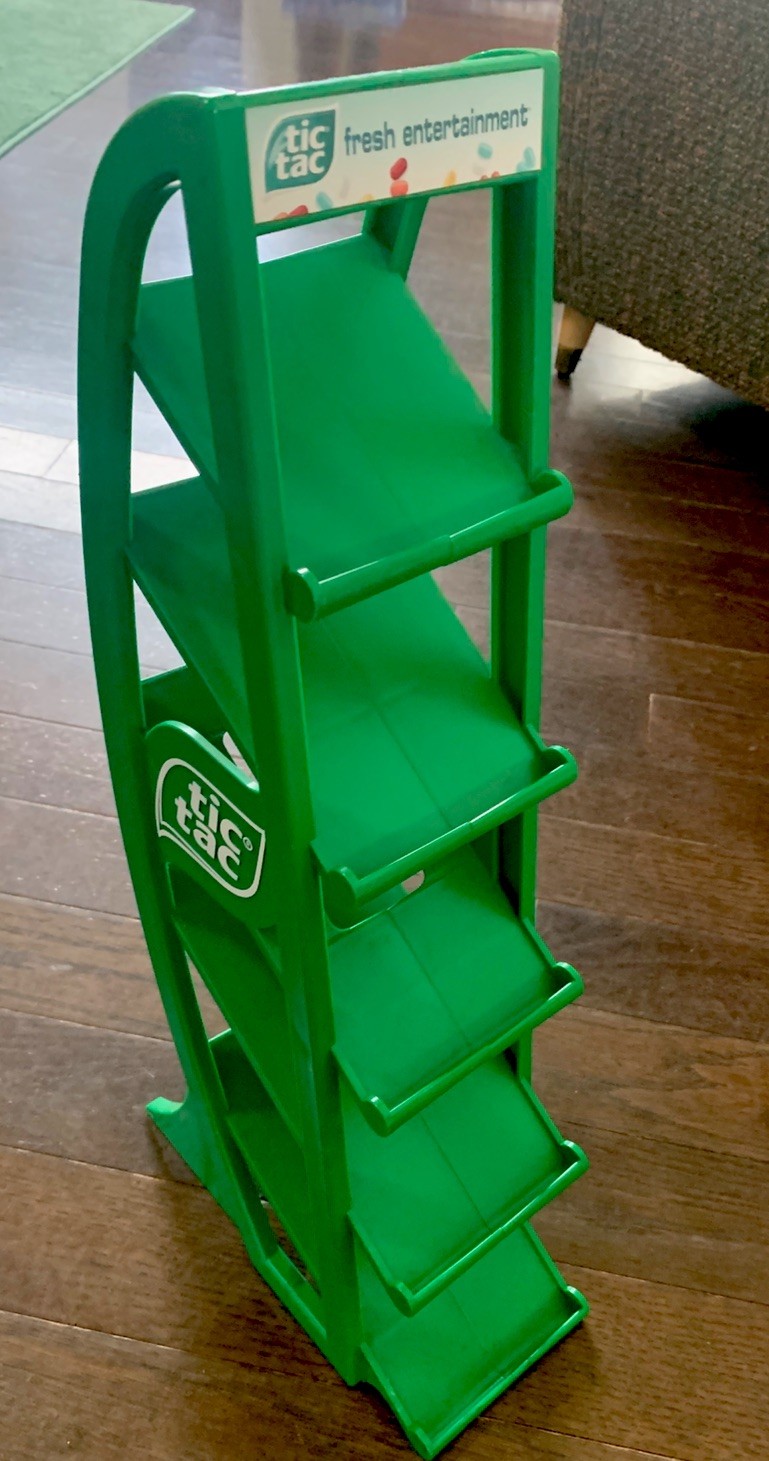 Vintage green tictac 5 shelve display. Excellent condition 