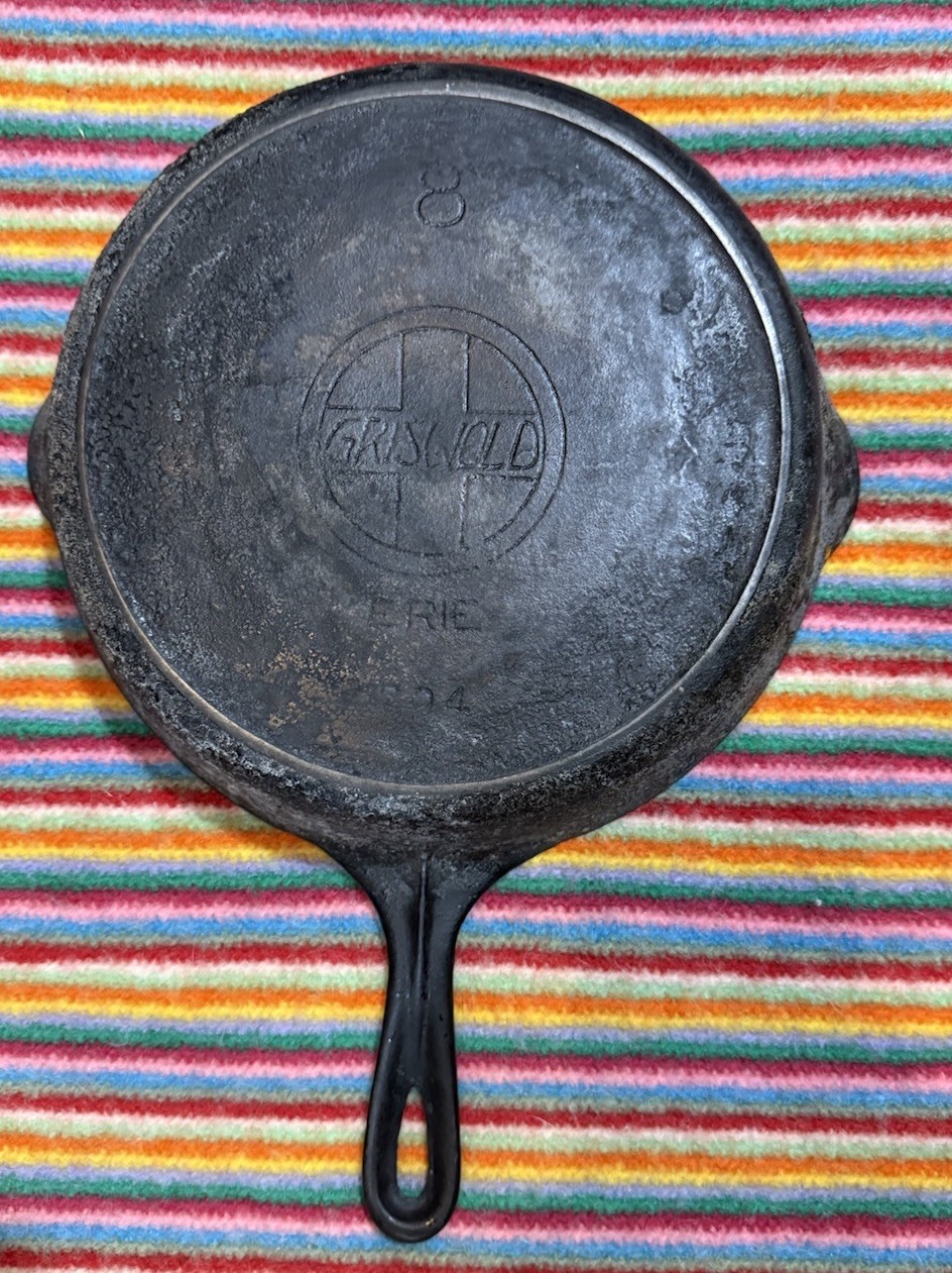 Vintage Griswold #8 Erie cast iron skillet Pan USA Used As Is