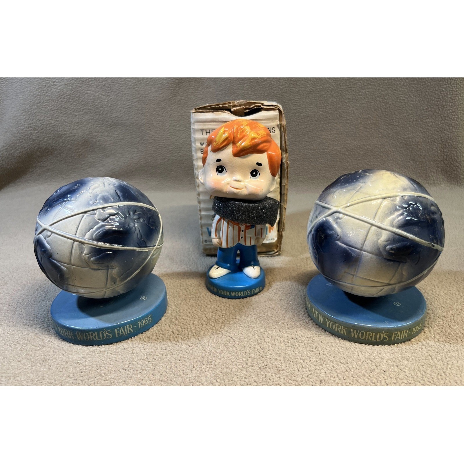 Vintage 1964-65 New York World's Fair Bobblehead Bill & Unisphere Set