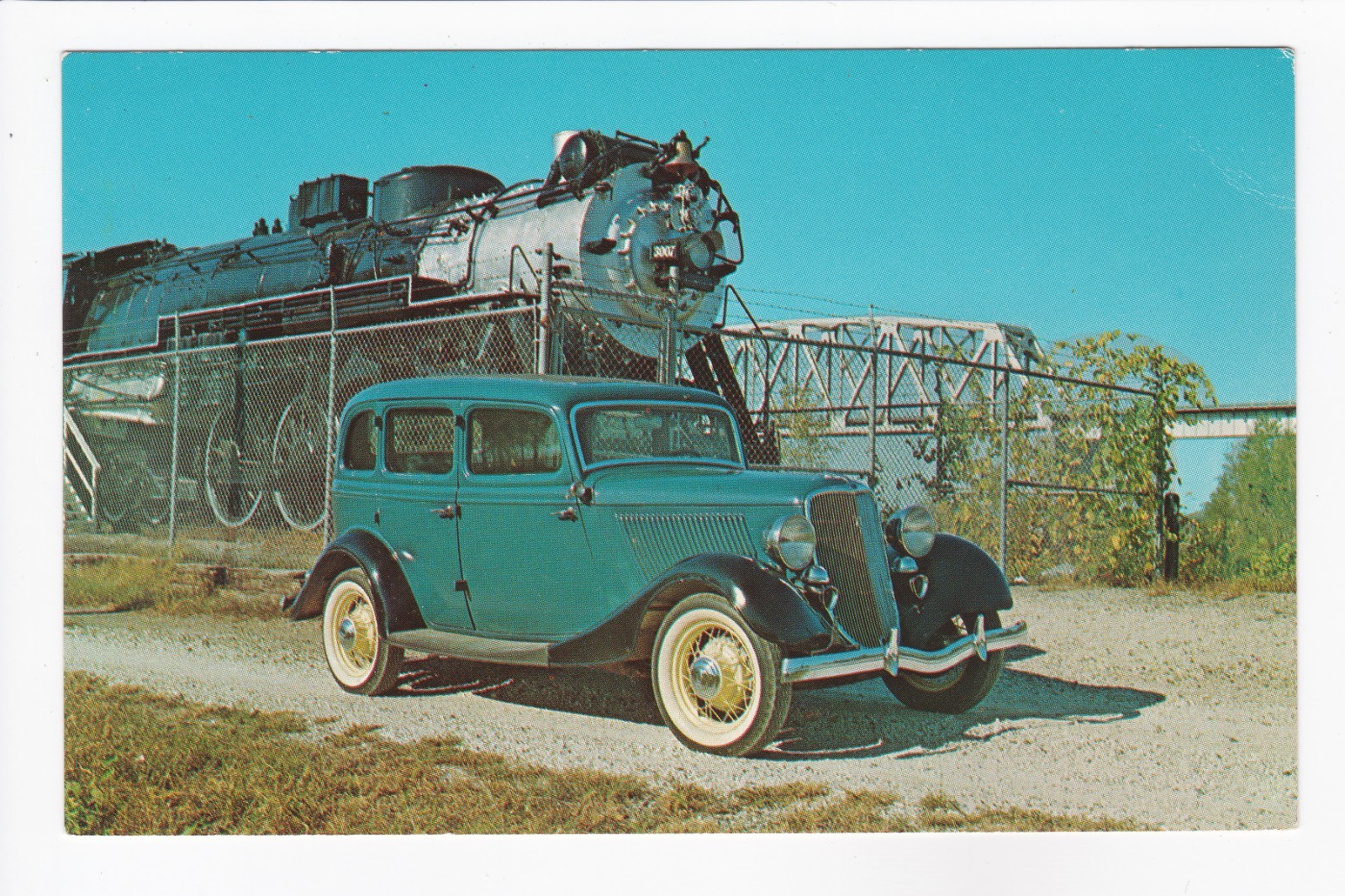 1933 Ford V-8 Quinsippi Island Antique Car Museum Quincy IL Chrome Postcard 1933 Ford V-8 Quinsippi Island Antique Car Museum Quincy IL Chrome Postcard