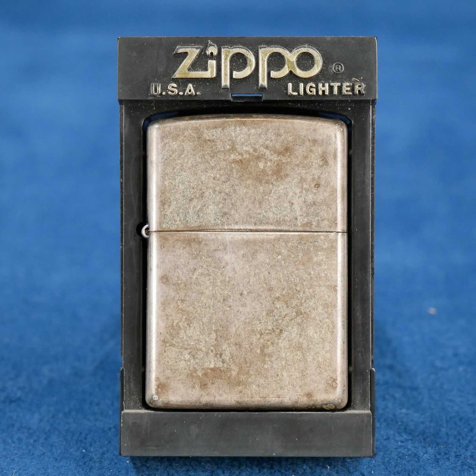 Vintage 2001 Antique Silver Plate Zippo Lighter