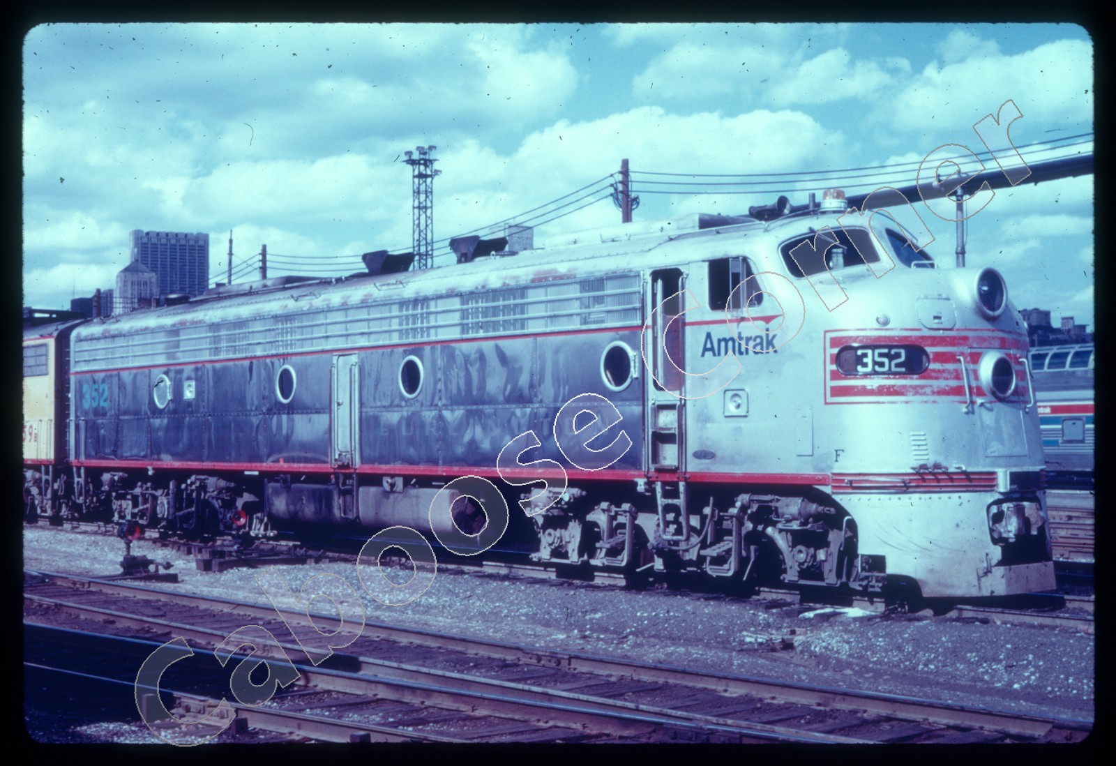 Amtrak #352 Ex-BN Chicago IL 4-22-73 35mm Slide (6295)