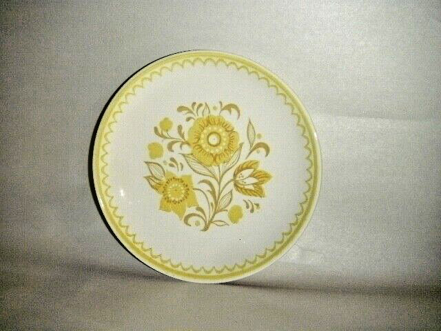 7 CAVALIER IRONSTONE JUBILEE BREAD PLATES ROYAL CHINA USA YELLOW TRIM 6-1/4\