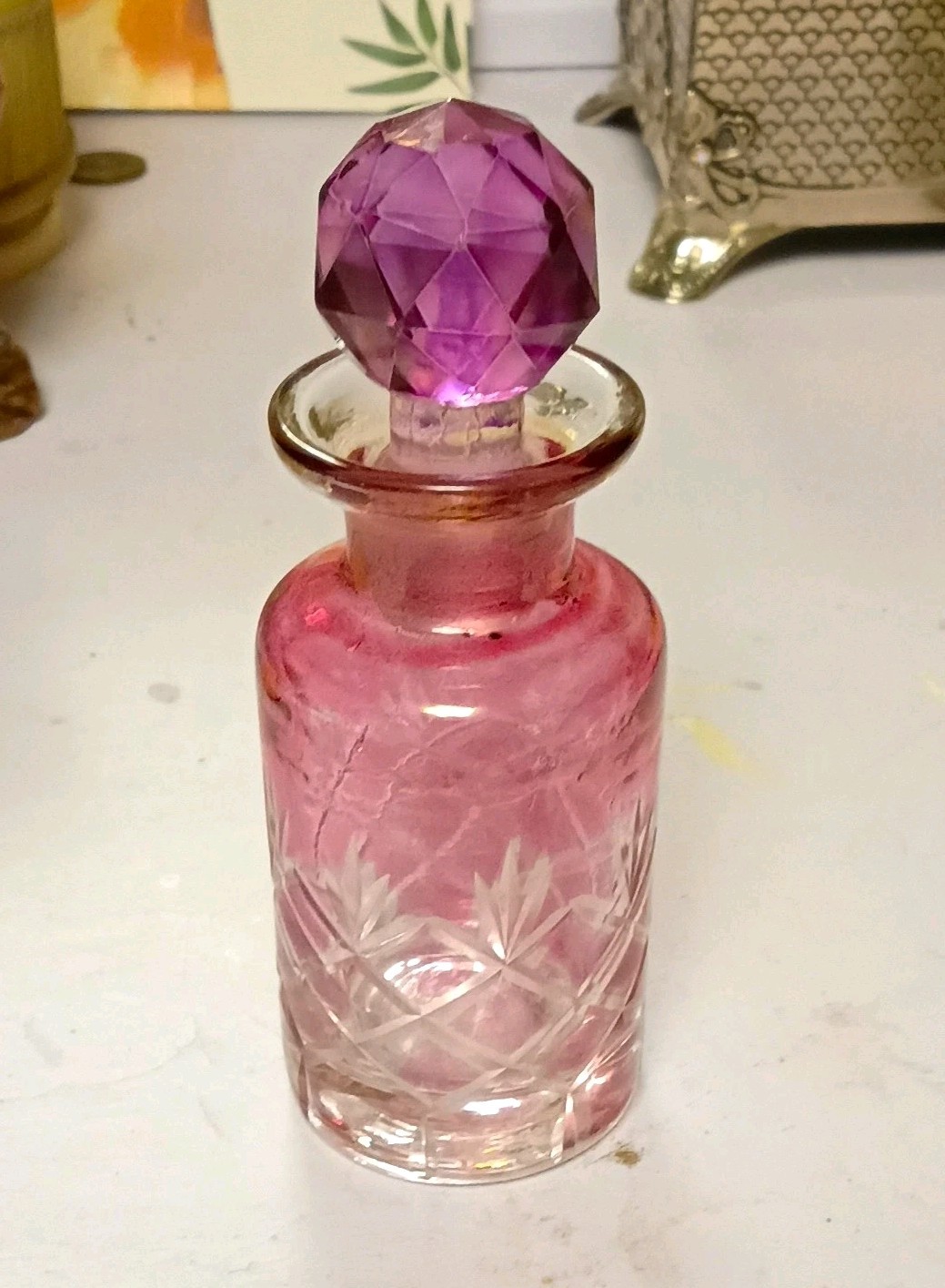 Vintage Pink Cut Glass Perfume Bottle Purple Faceted Stopper Decorative Vanity 