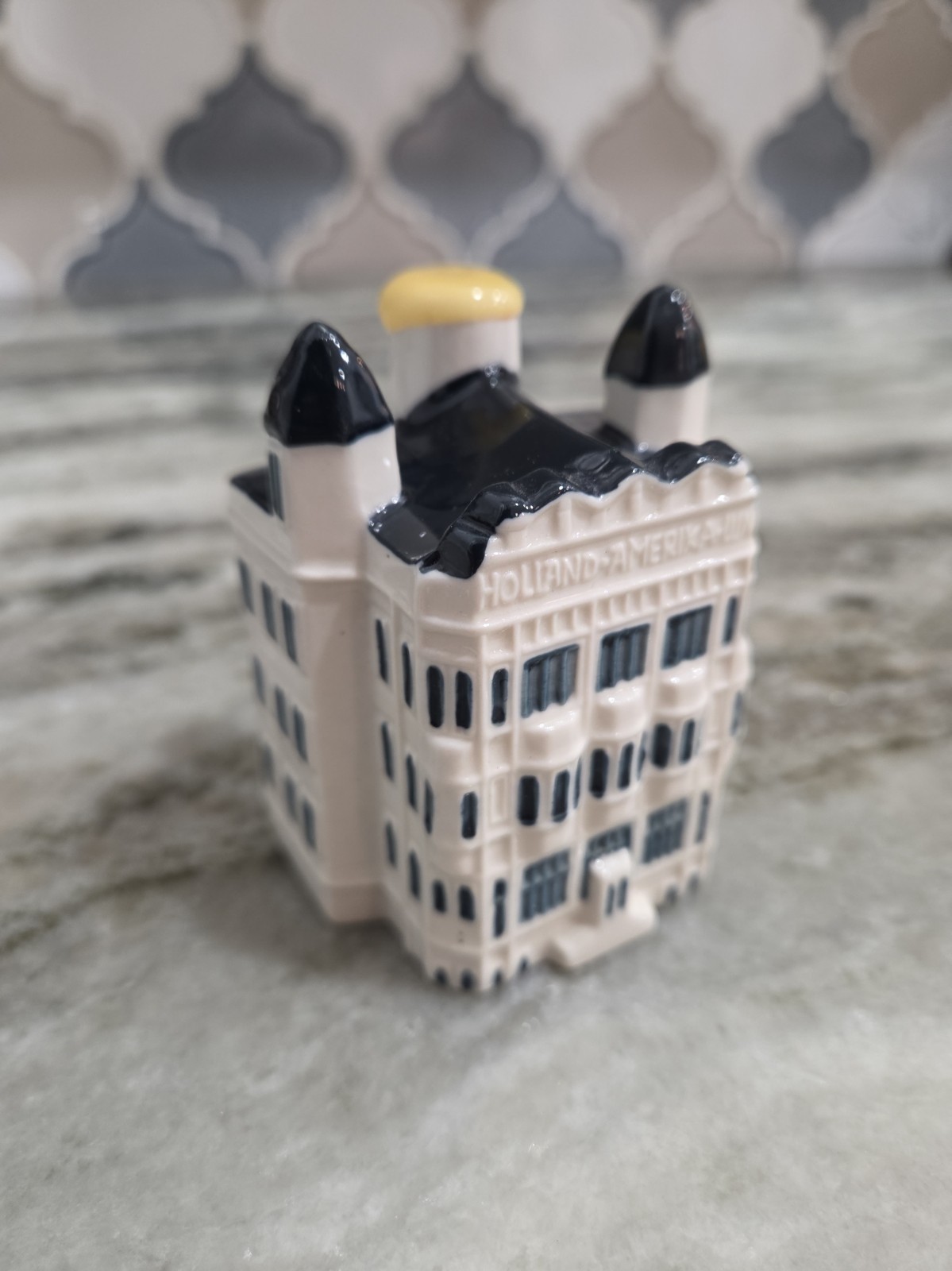 RARE KLM Airlines House 97 Blue Delft\'s Bols Dutch Amsterdam Holland Amerika RARE KLM Airlines House 97 Blue Delft\'s Bols Dutch Amsterdam Holland Amerika
