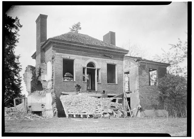 Photo:Clinton Mississippi Old Moss House Ruins 1930s HABS Brick House