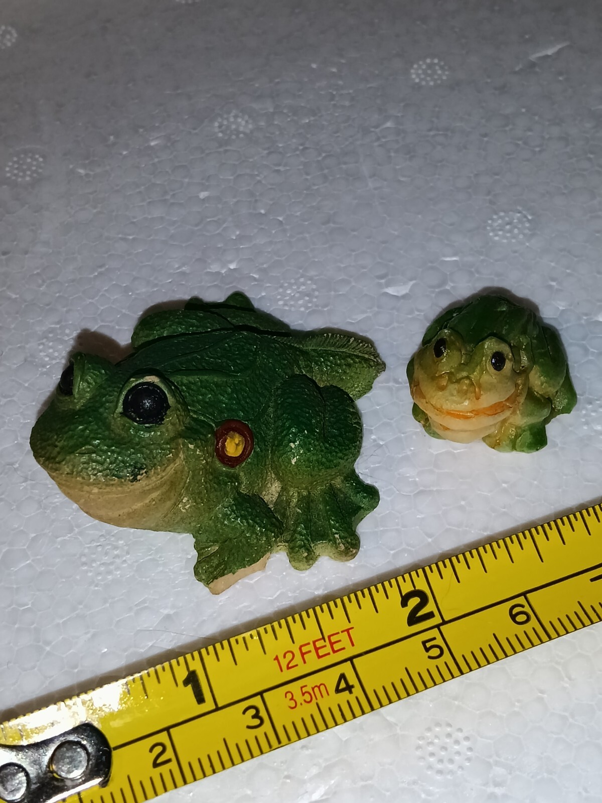 Vintage FROGGIE figurine Pair 1960\'s Vintage FROGGIE figurine Pair 1960\'s