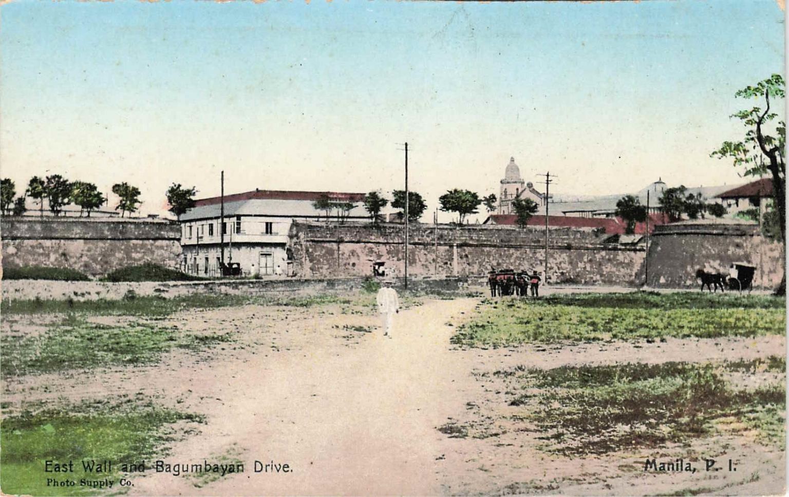 Vintage Postcard Manila P.I. East Wall Bagumbayan Drive Photo Supply Co. Vintage Postcard Manila P.I. East Wall Bagumbayan Drive Photo Supply Co.