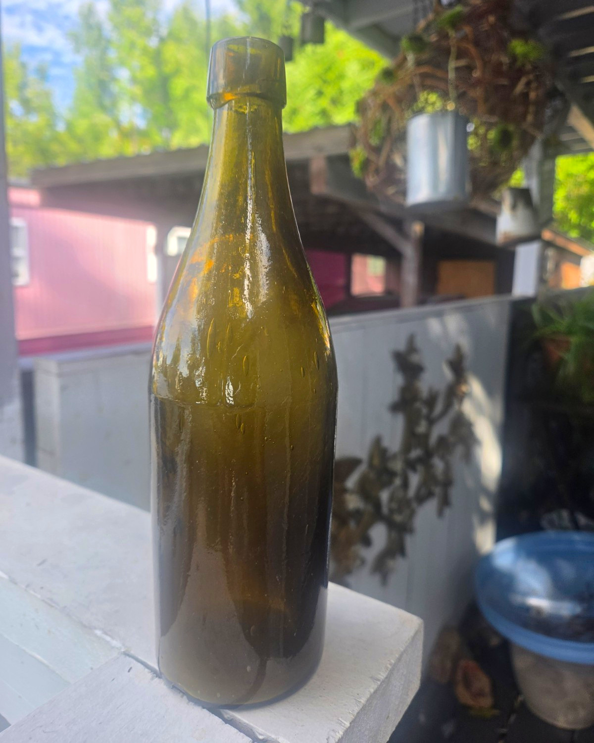 Antique Green Glass Quart Bottle Pontil Base Unlabeled No Maker Mark Visible