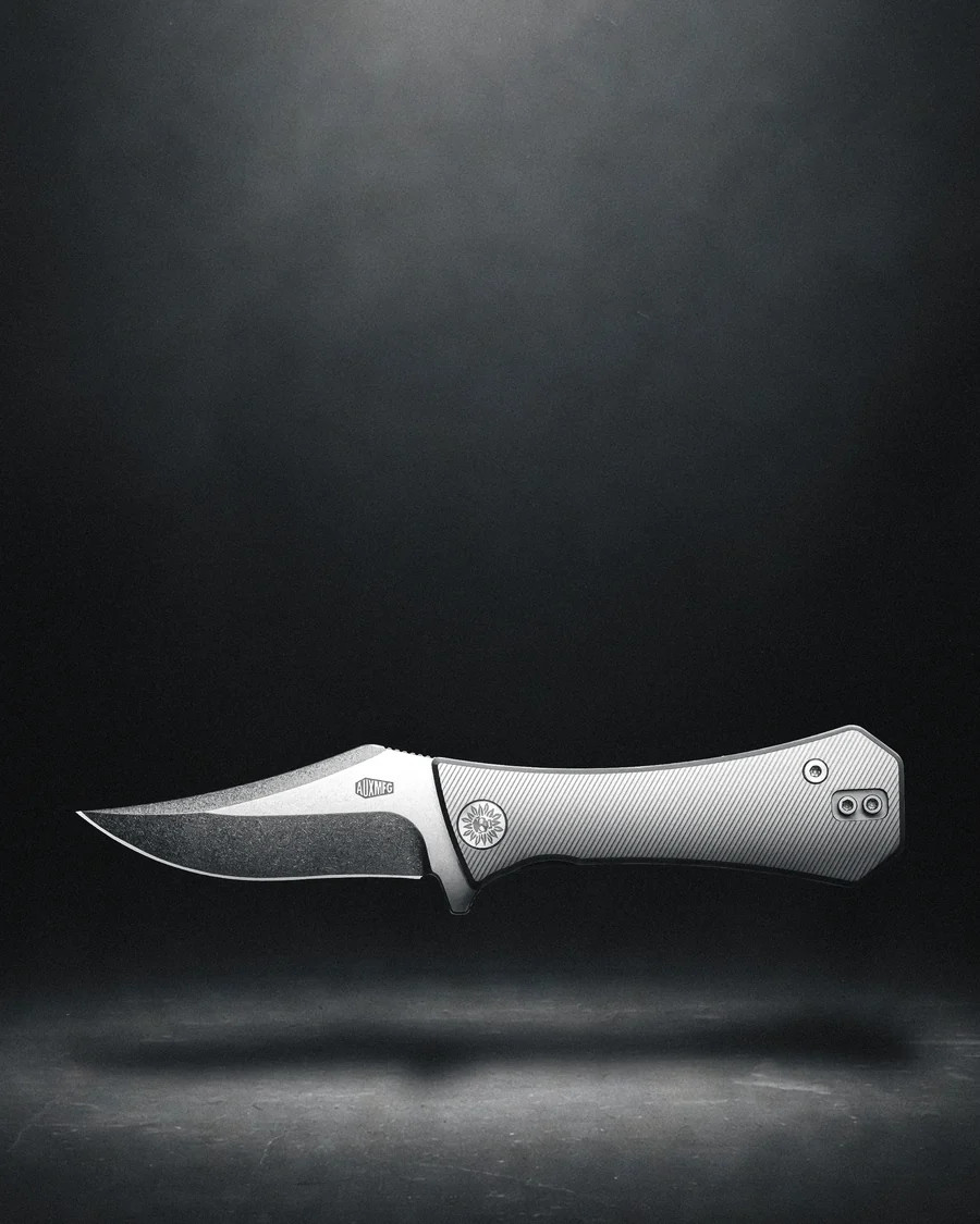 Auxiliary Manufacturing XL Folding Knife 4\