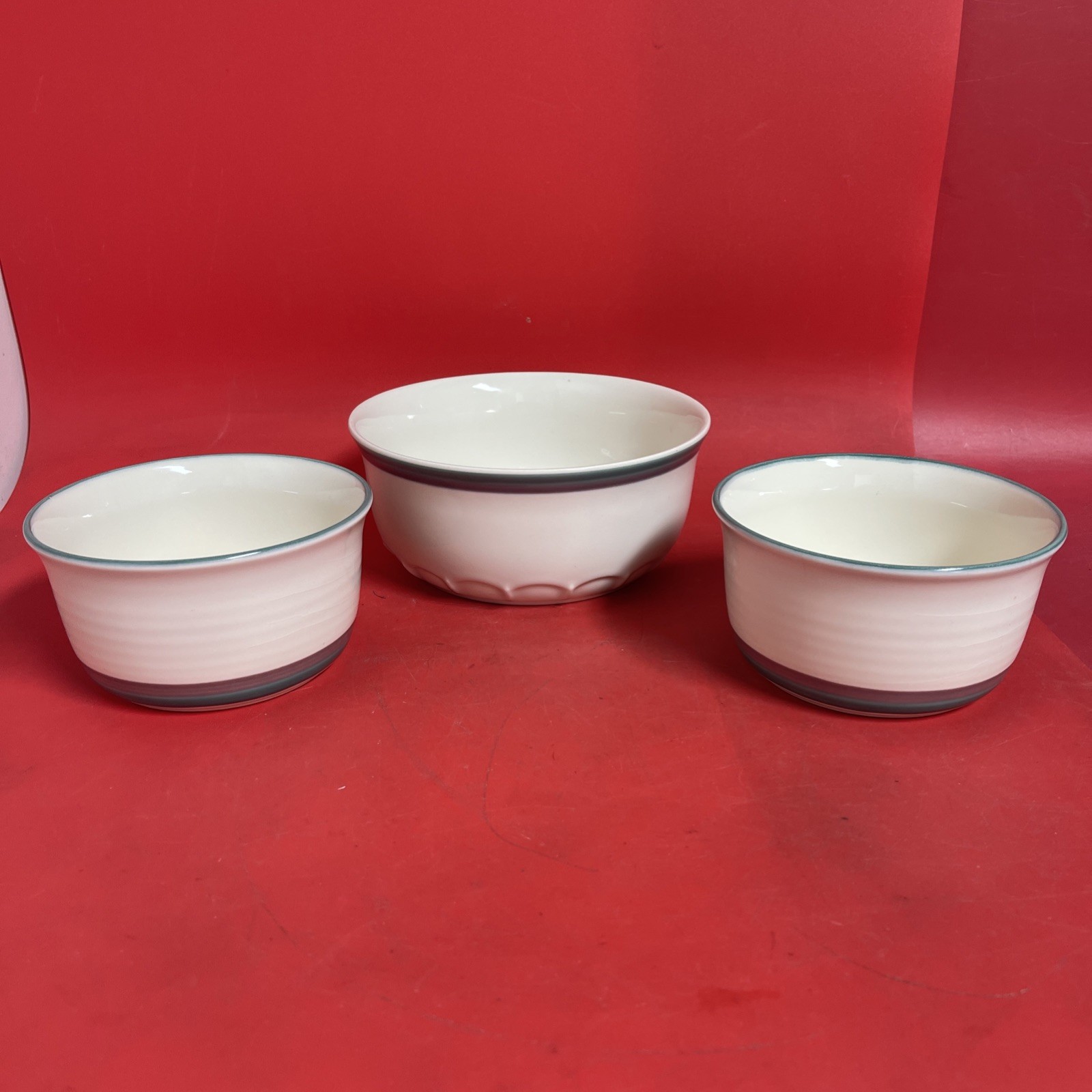 Pfaltzgraff Juniper Stoneware USA Serving Bowls 🥣 Lot of 3 Pfaltzgraff Juniper Stoneware USA Serving Bowls 🥣 Lot of 3