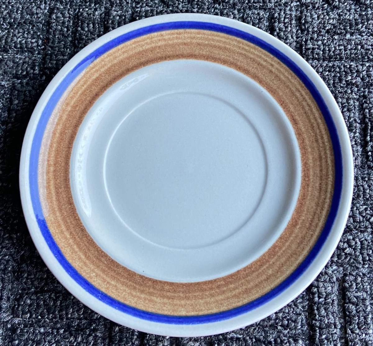 Metlox Poppytrail Vernon Bandero  Stoneware  Saucer plate~COLLECTIBLE  1969-1979