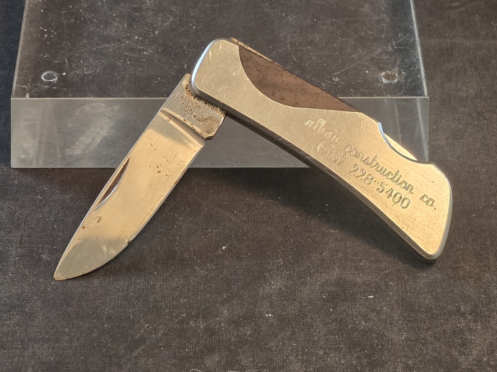 VINTAGE Vernco HI-CV Stainless HONG KONG LOCKBACK POCKET KNIFE Albay Const. Co.