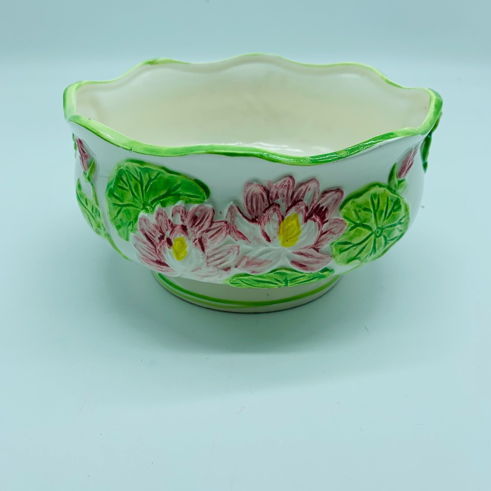 VINTAGE RUBEN\'S ORIGINALS LOS ANGELES PEDESTAL PLANTER MADE IN JAPAN # 2426 VINTAGE RUBEN\'S ORIGINALS LOS ANGELES PEDESTAL PLANTER MADE IN JAPAN # 2426