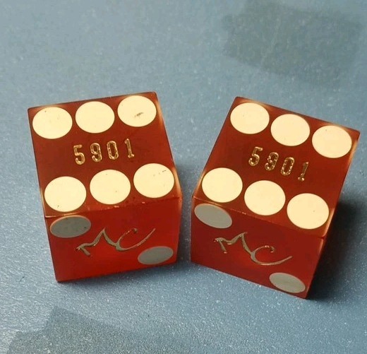 MONTE CARLO LAS VEGAS CASINO DICE MATCHING NUMBERS (1 Pair)