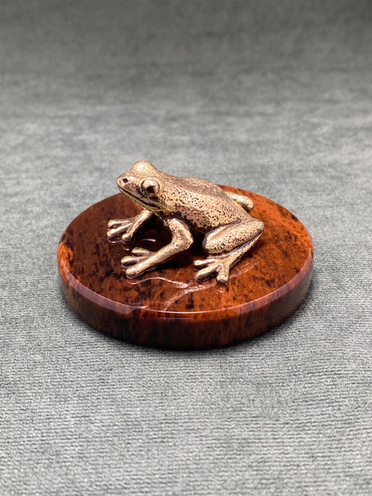 Art Deco Frog Figurine Cast Bronze Statuette Sculpture Base In Obsidian Stone