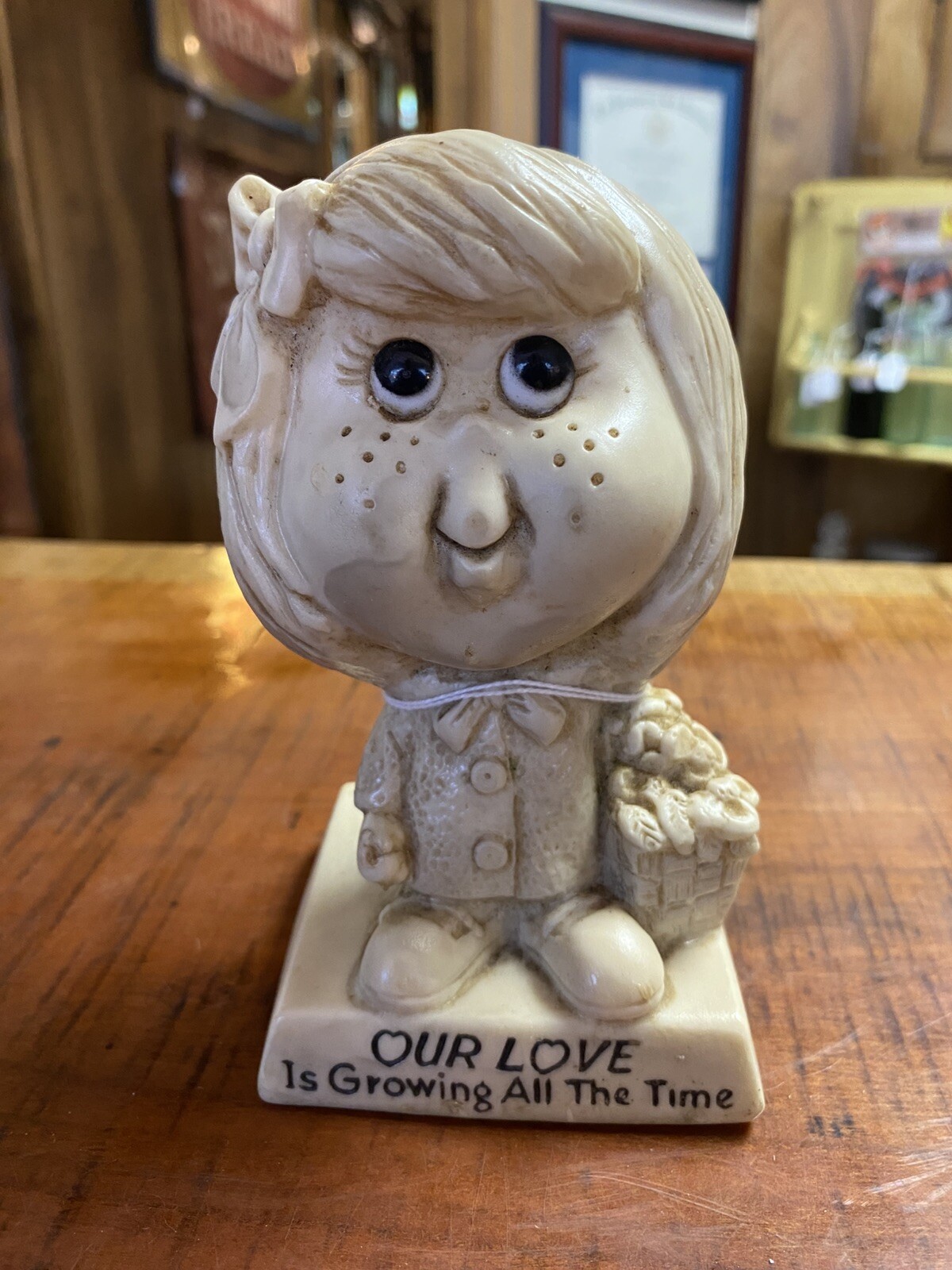 Vintge 1970 Russ & Wallace Berrie Figure’Our Love Is Growing All The Time’