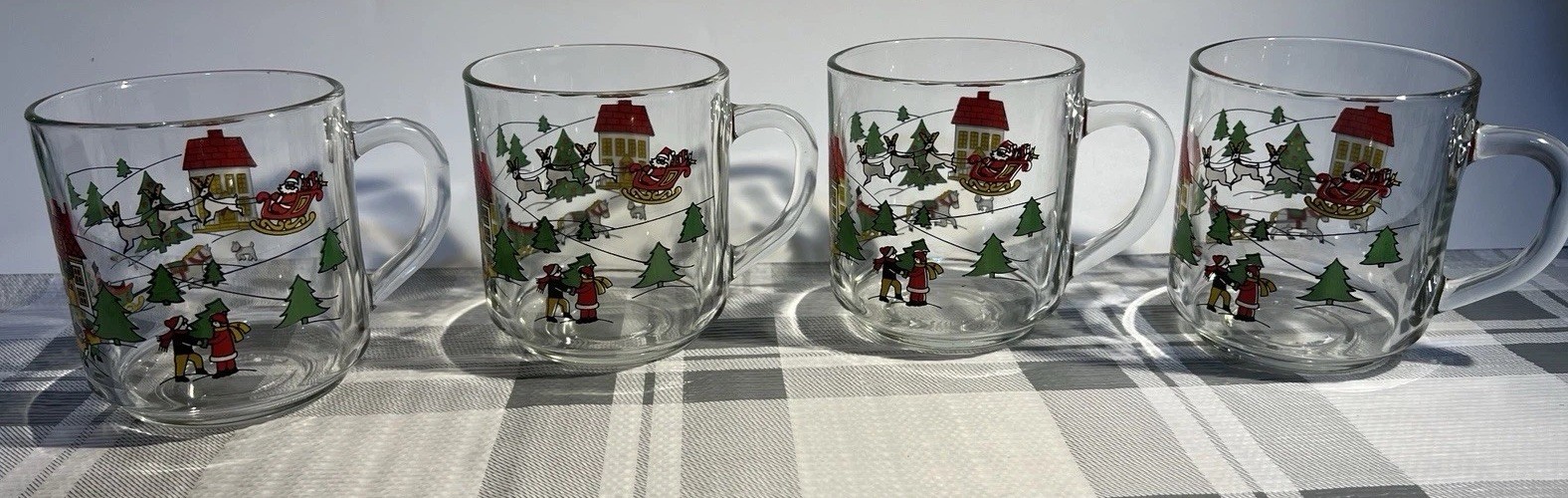 1980s 1990s  Luminarc Columbia Glass Christmas Mugs Santa Sleigh Houses Set of 4