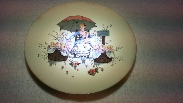 Rare Antique French Sarreguemines Pottery Plate Rare Antique French Sarreguemines Pottery Plate