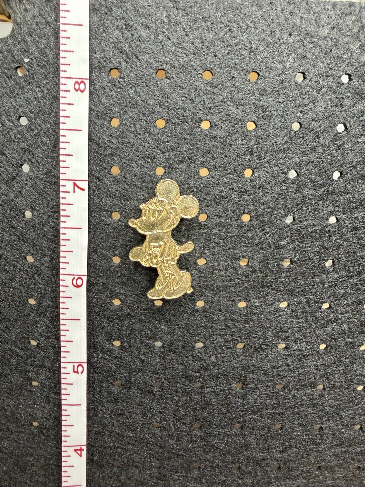Vintage Walt Disney Productions Minnie Mouse Gold Tone Brooch Pin Pre-1986