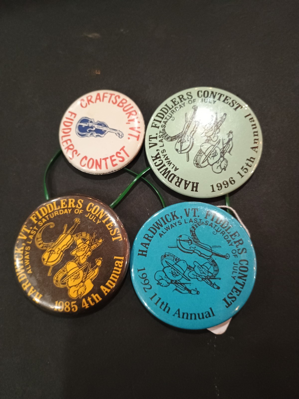 Vintage Hardwick Craftsbury Vermont Fiddlers Contest Pinbacks Lot Of 4 1980s-90s