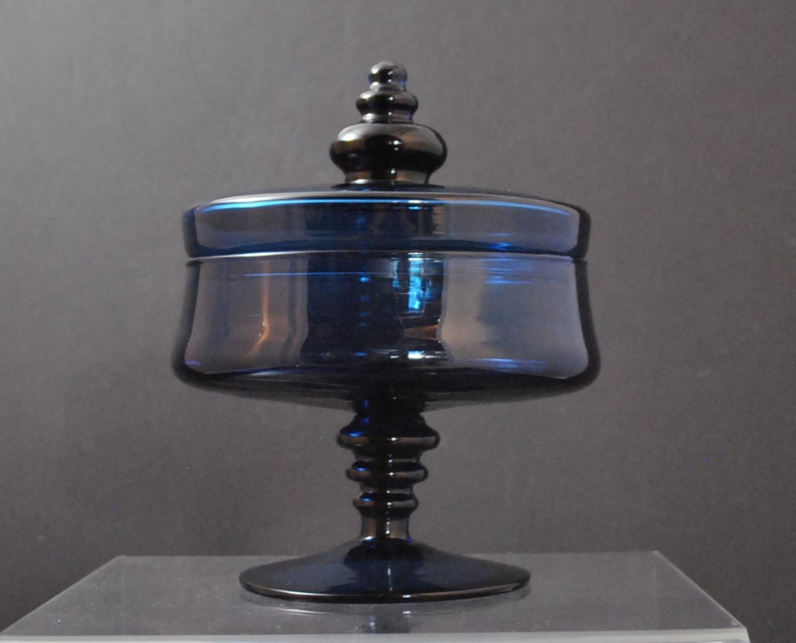 Vintage Cobalt Blue Covered Compote Wafer Stem Fruit Dessert Glass About 8