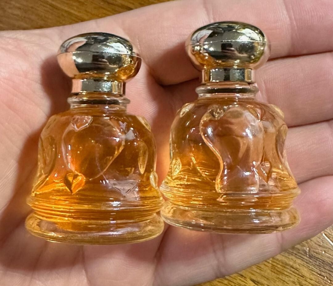 2 Avon Lovechimes Sweet Honesty .5 fl oz Cologne Decanter Splash NOS No Box 2 Avon Lovechimes Sweet Honesty .5 fl oz Cologne Decanter Splash NOS No Box