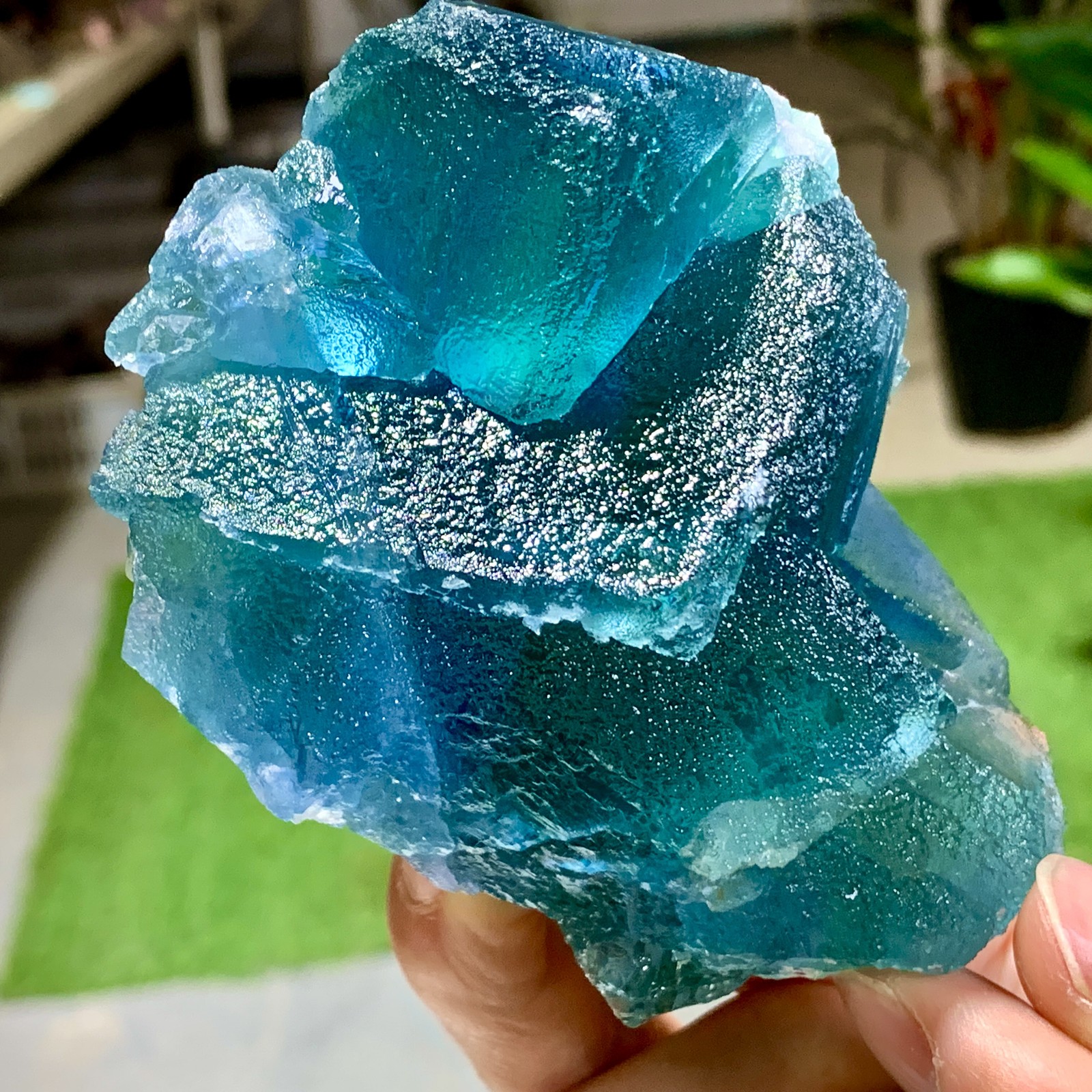 462G Rare transparent bluegreencubicfluorite mineral crystal sample/Zhejiang