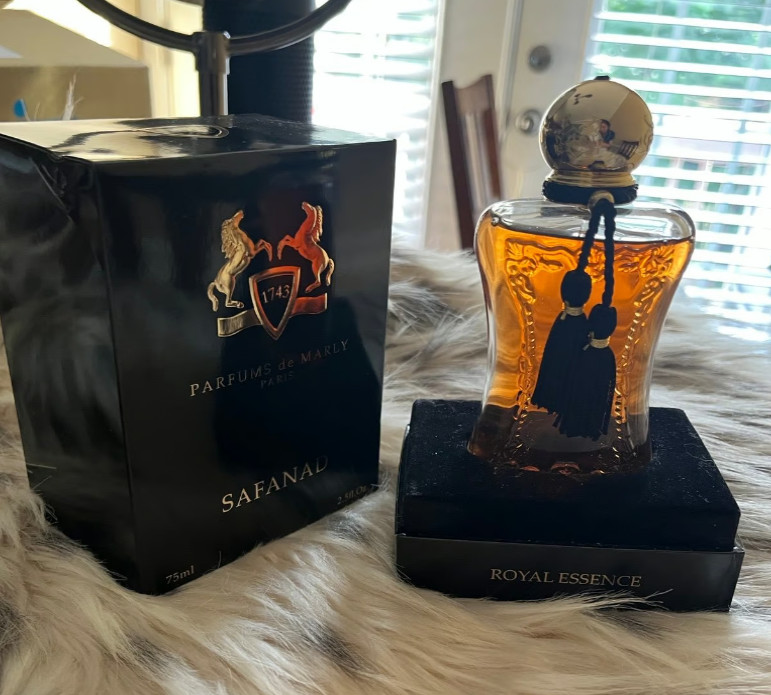 Safanad EDP Spray 2.5 Oz 75ml Women’s Fruity Floral Amber Vanilla Perfume