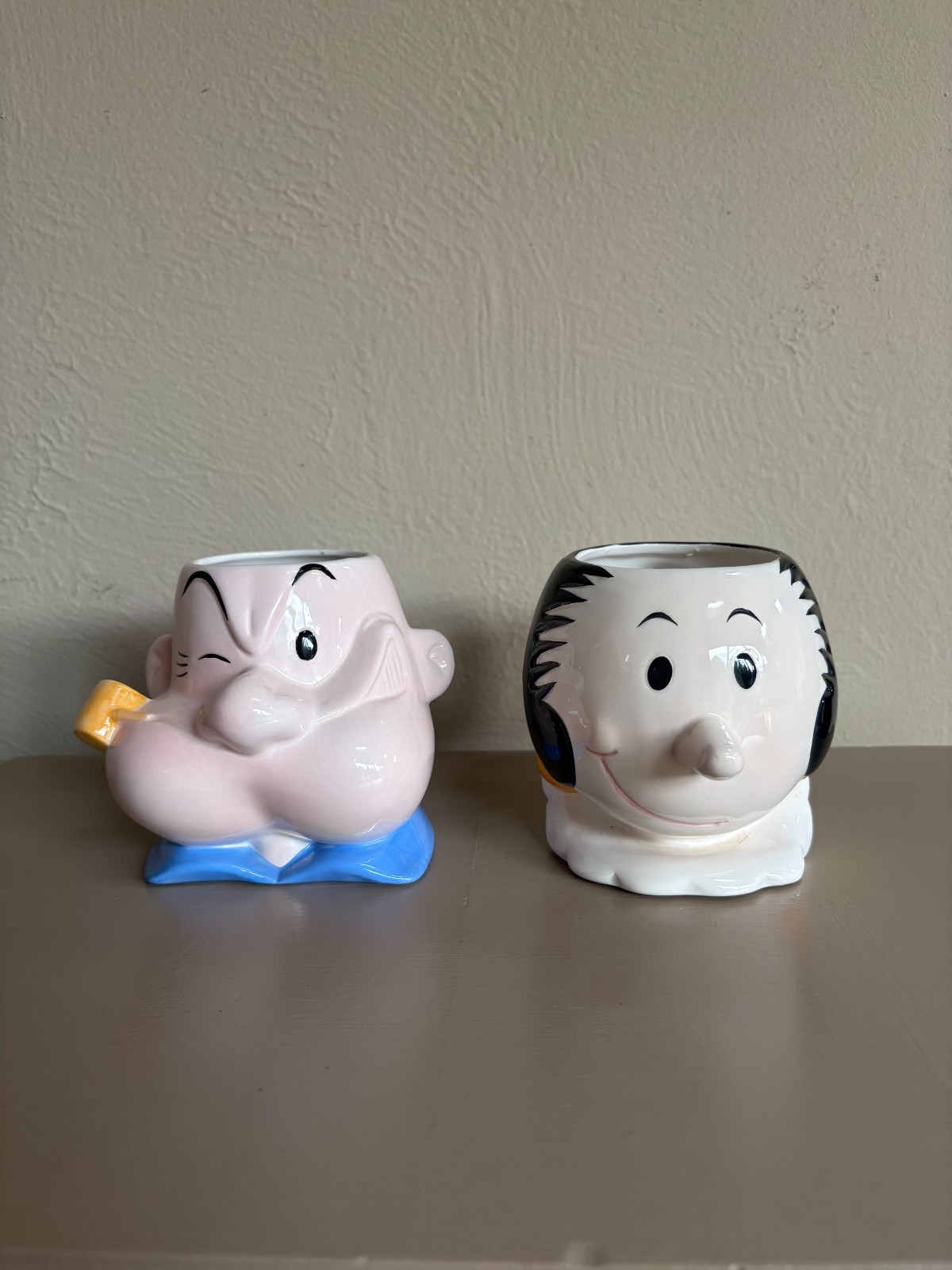 Vtg 1993 MGM Grand Popeye & Olive Oyl Ceramic 3D Mugs King Features Hearst