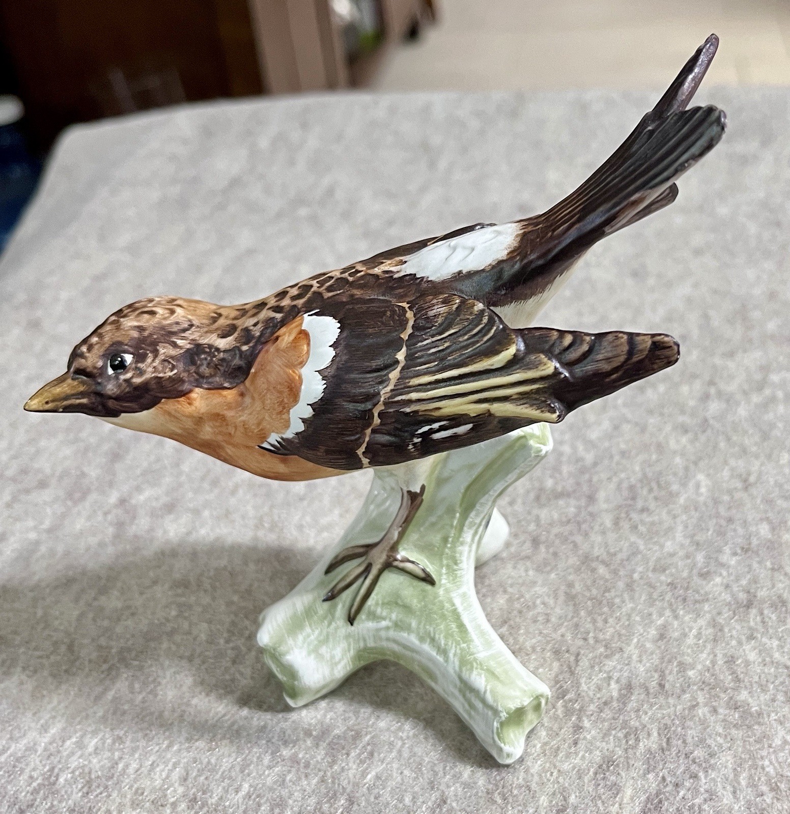 Goebel Bergfink Brambling Pinson Porcelain Bird Figurine W. Germany 1967 Goebel Bergfink Brambling Pinson Porcelain Bird Figurine W. Germany 1967