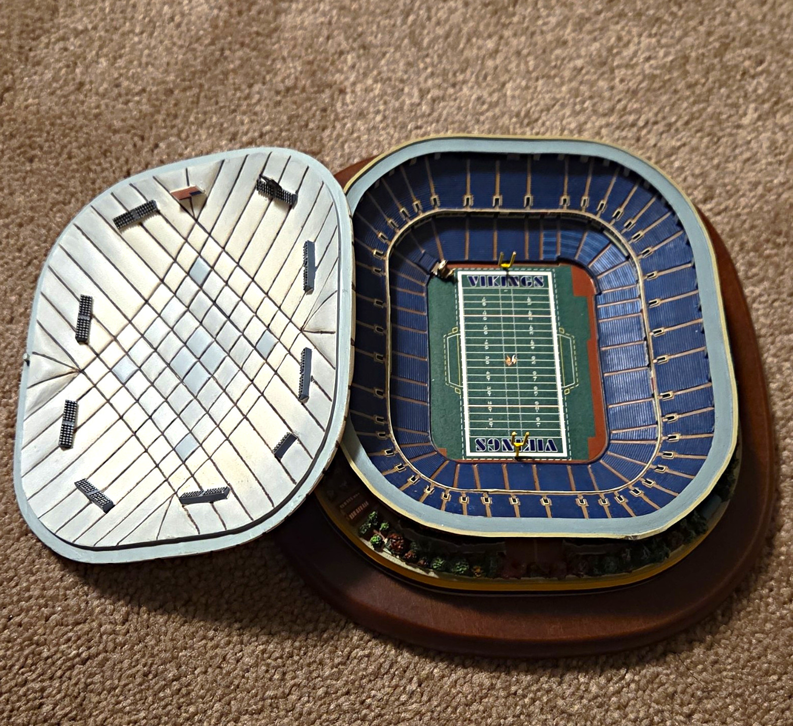 Minnesota Vikings Metrodome Mini Replica