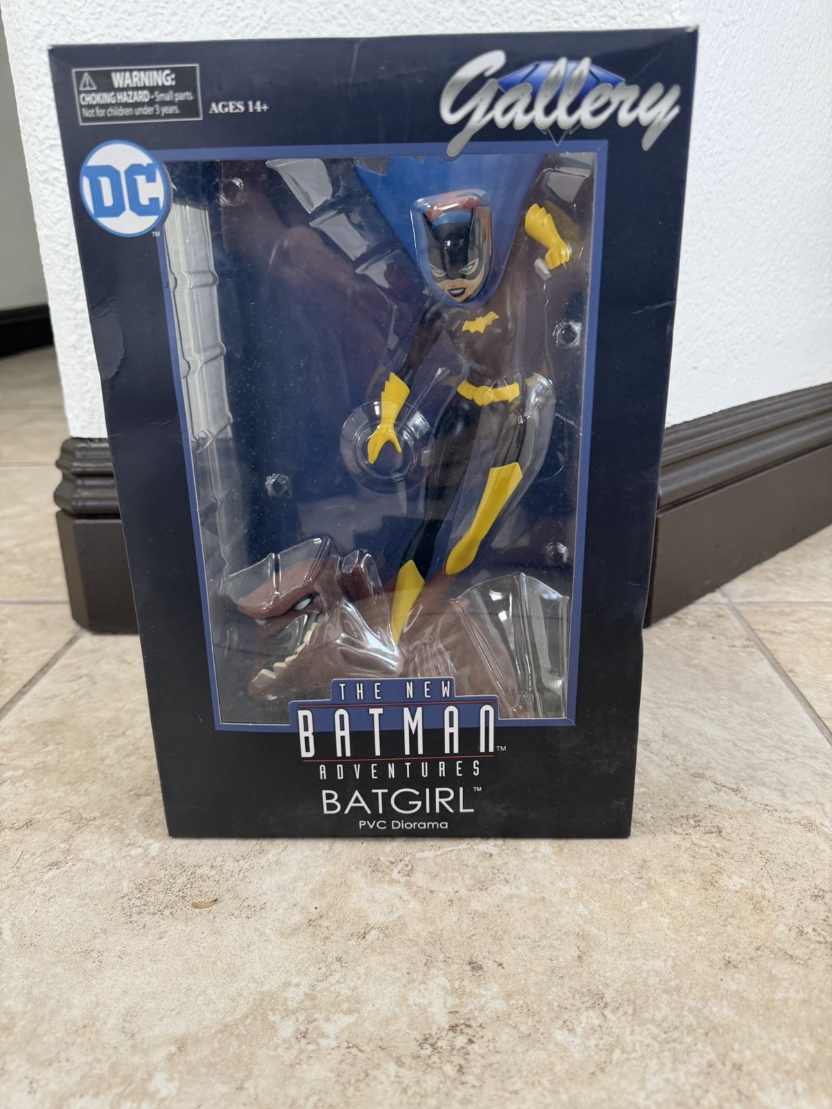 Dc Gallery The New Batman Adventures Batgirl PVC Diorama Dc Gallery The New Batman Adventures Batgirl PVC Diorama