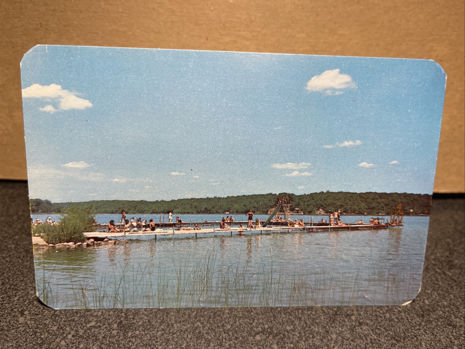 Bledsoe Beach Lake James Angola Indiana Postcard￼