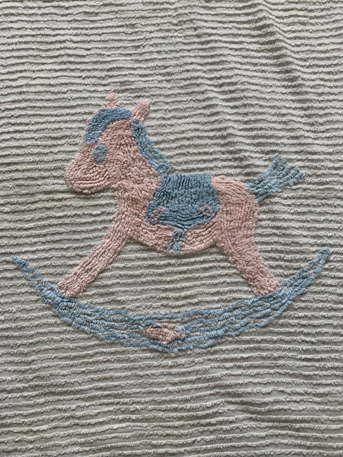 Vtg Chenille Pink Rocking Horse Baby Blanket Lightweight Bedspread 42x64 Adorabl Vtg Chenille Pink Rocking Horse Baby Blanket Lightweight Bedspread 42x64 Adorabl