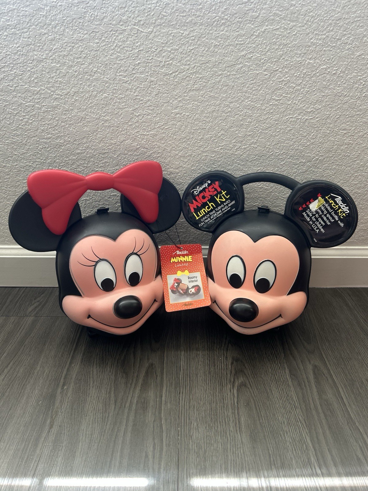 VTG 1989 Disney Alladin Mickey Minnie Mouse Lunch Kit Set New With Thermos VTG 1989 Disney Alladin Mickey Minnie Mouse Lunch Kit Set New With Thermos
